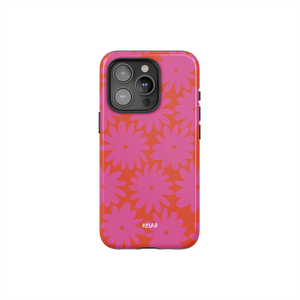 Retro Floral Phone Case – Pink Summer Style by KELAB featuring bold magenta daisy prints on a vibrant orange background. Perfect for a stylish summer upgrade.